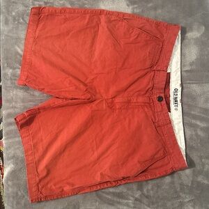 Old navy  Men’s shorts (Size 40)